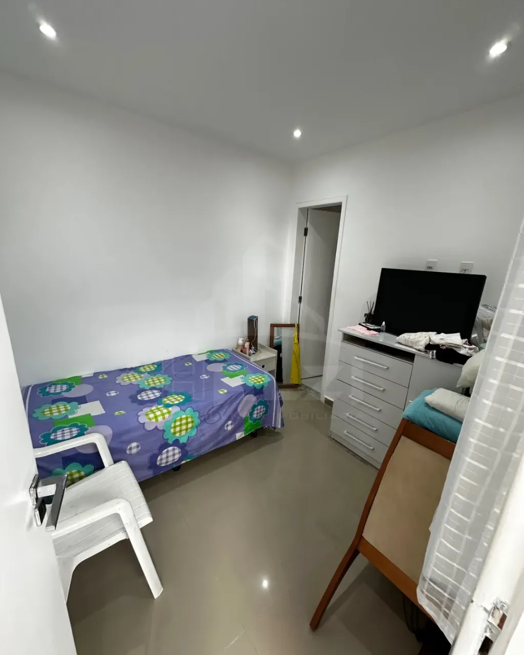 Furnished house with 4 bedrooms and 5 bathrooms — photo 16