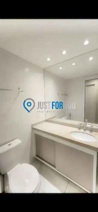 Apartamento com 3 dormitórios e varanda envidraçada — photo 12