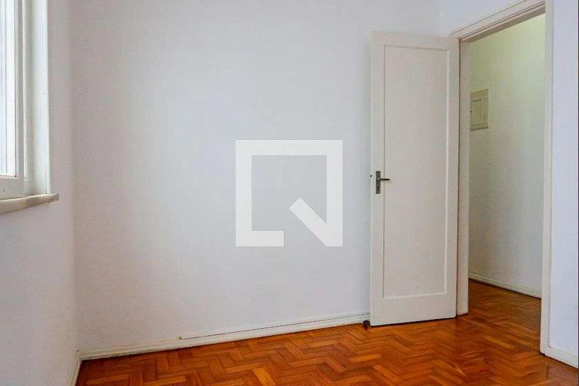 4-bedroom house with private garden and 145 m² — photo 9