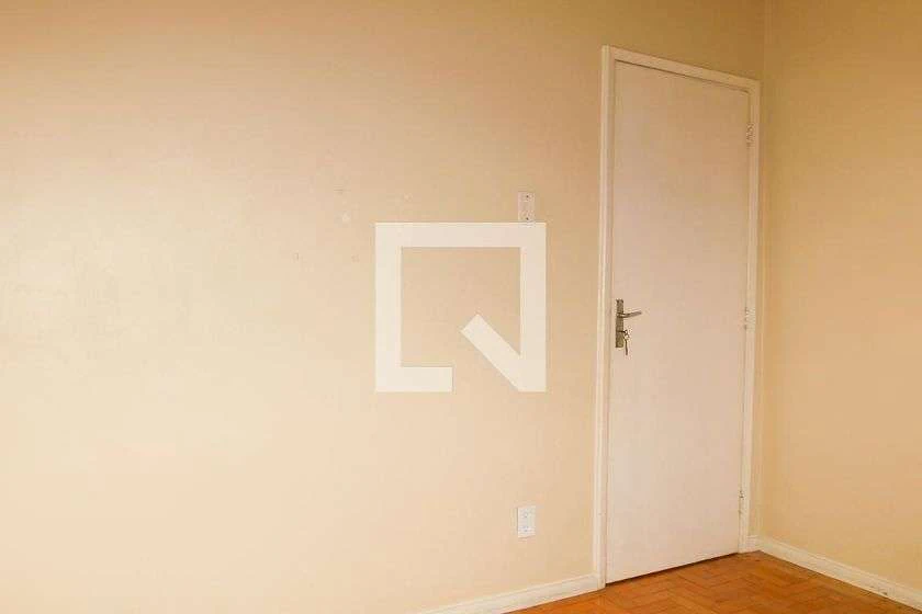 Apartamento de 2 habitaciones con cocina separada y 40 m² — photo 27