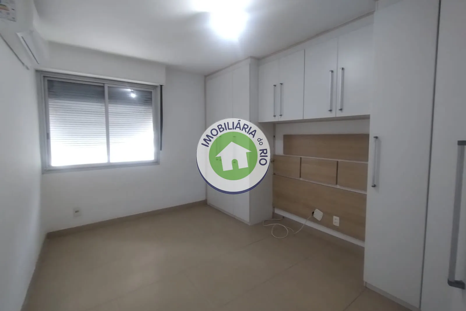 Furnished apartment, 115 m², with a bathtub — photo 8