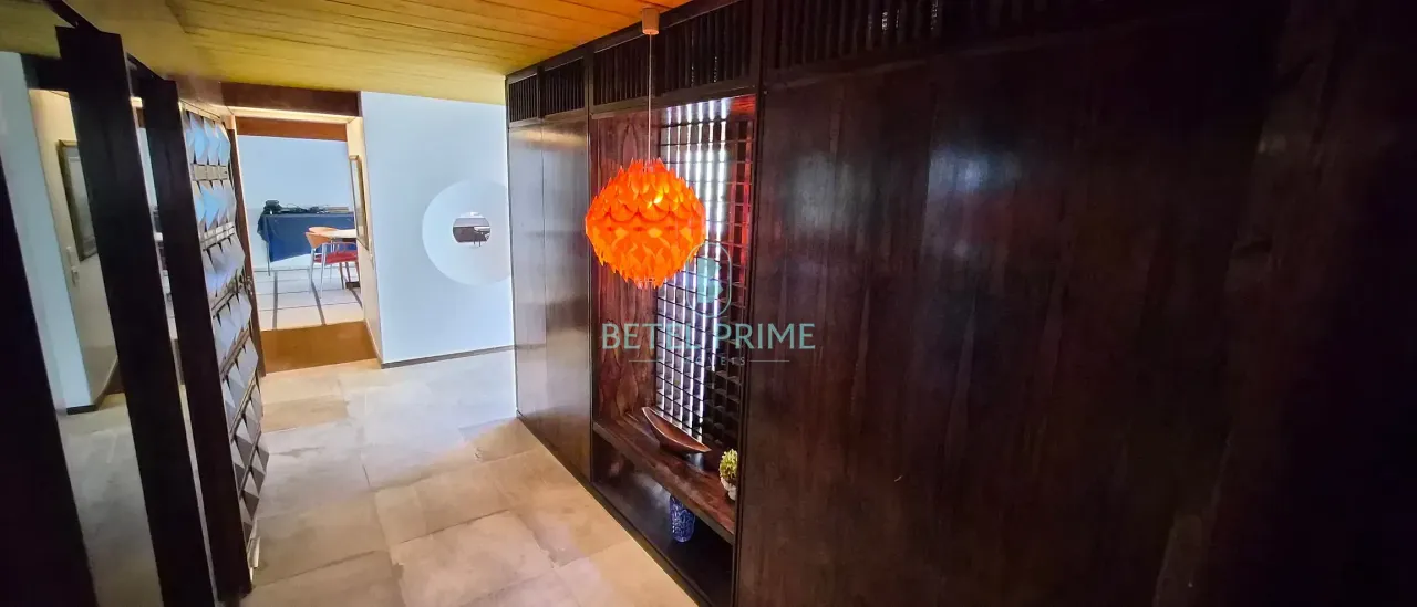 Apartamento de 300 m² com 4 quartos e cozinha a gás