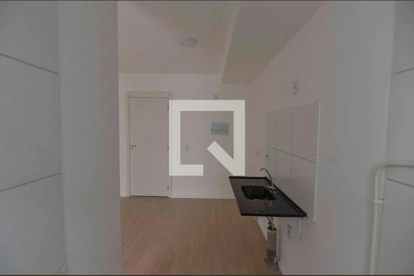 Wood or laminate floors in a 2-bedroom apartment, 45 m² — photo 7
