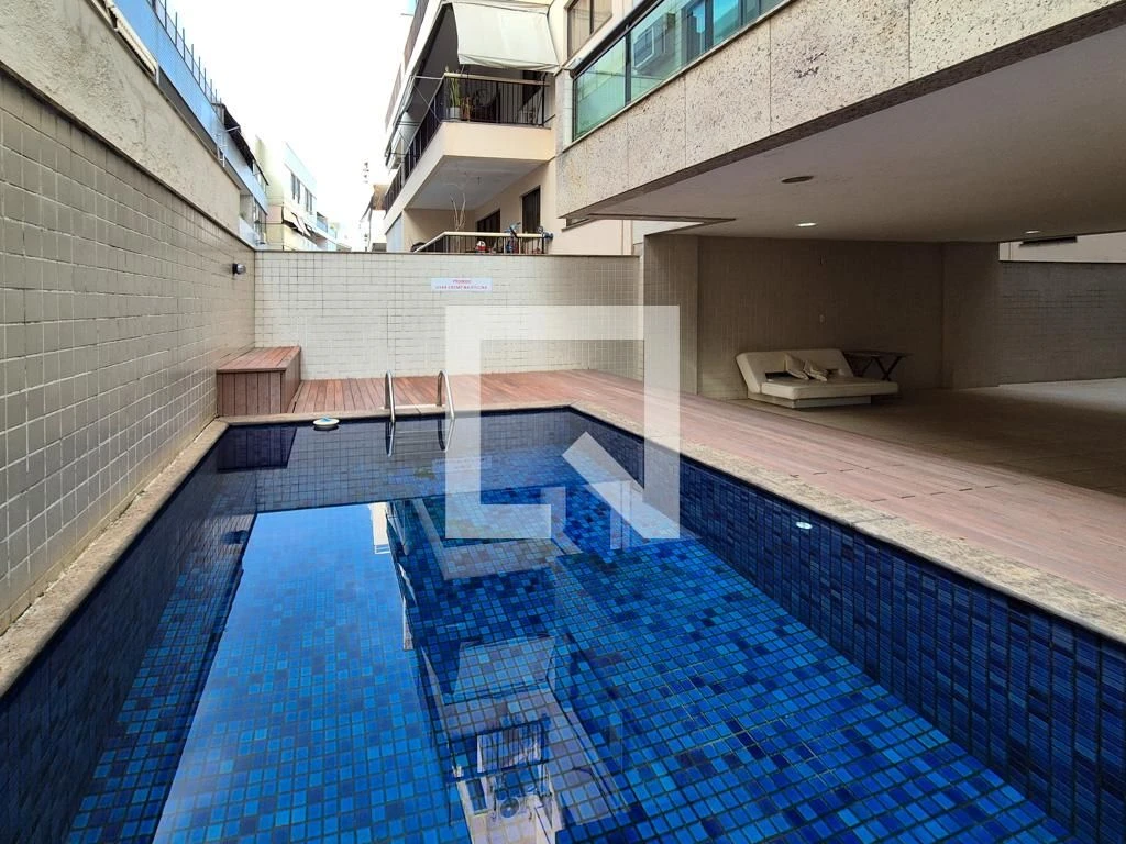 Furnished apartment with 5 en-suite bedrooms and terrace — photo 68