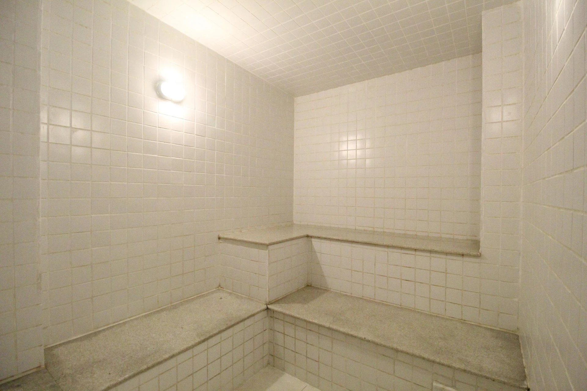 Студия 40 м² с сушильной машиной и видом на горы — photo 17