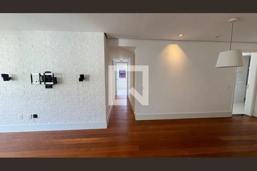 Apartment, 123 m², with a glass-enclosed balcony — photo 34