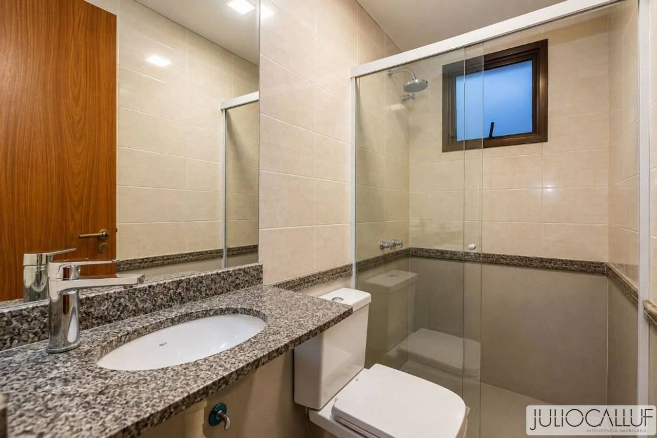 2-bedroom apartment in a building with a sauna — photo 10