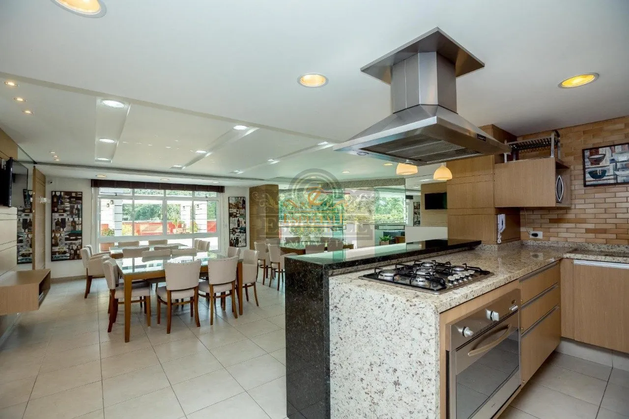 3-bedroom apartment with 2 parking spots and 134 m² — photo 29