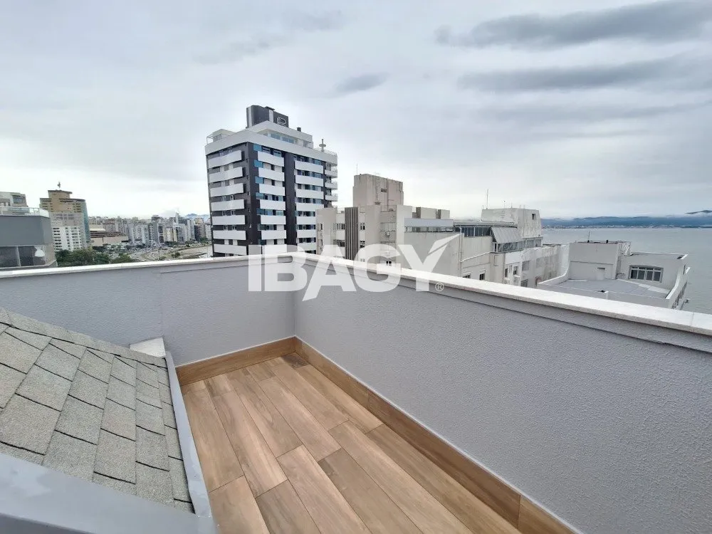 Penthouse dúplex amueblado con 3 dormitorios y 170 m² — photo 45