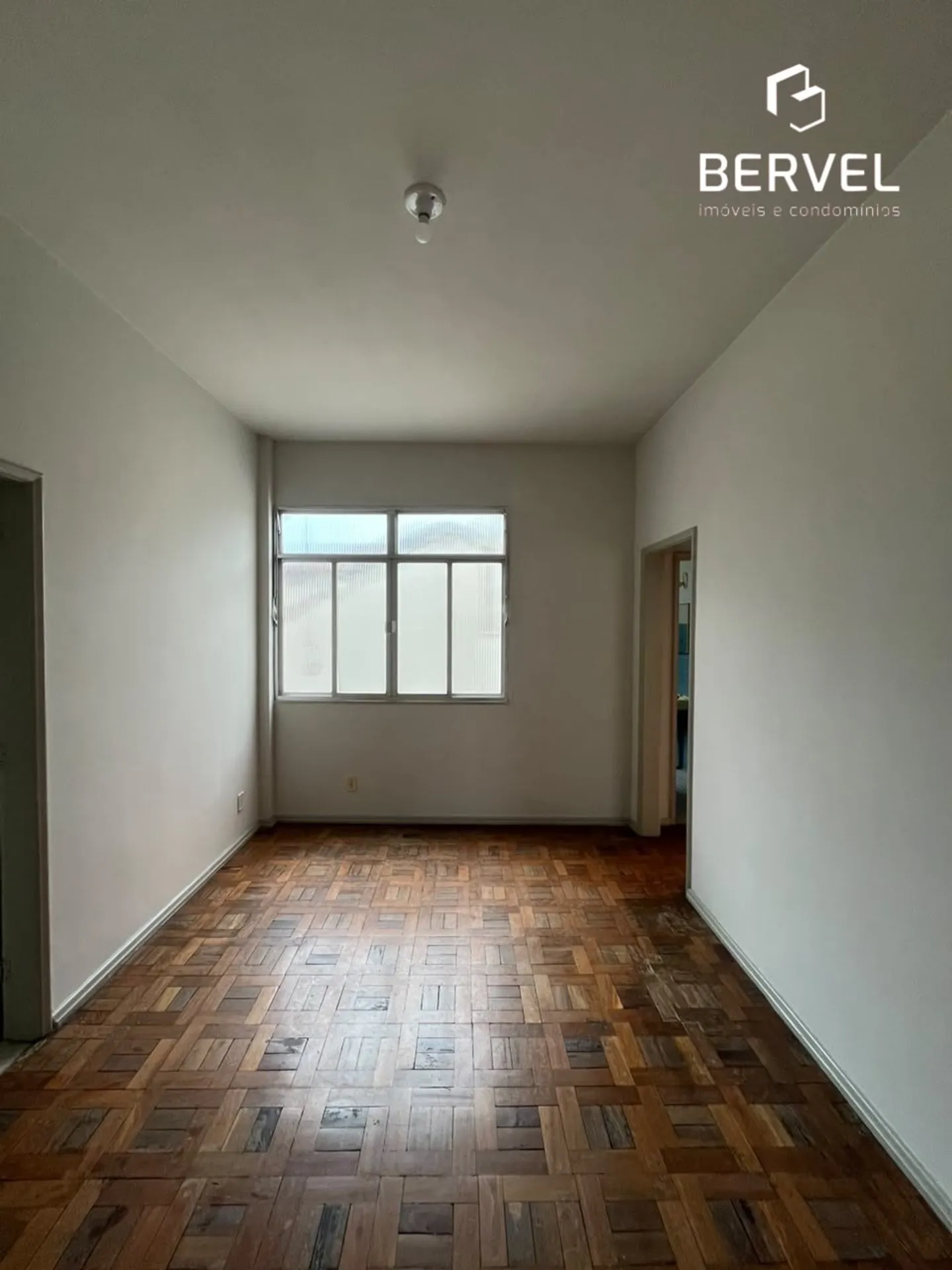 Apartamento com piso de madeira ou laminado, Sampaio — photo 2