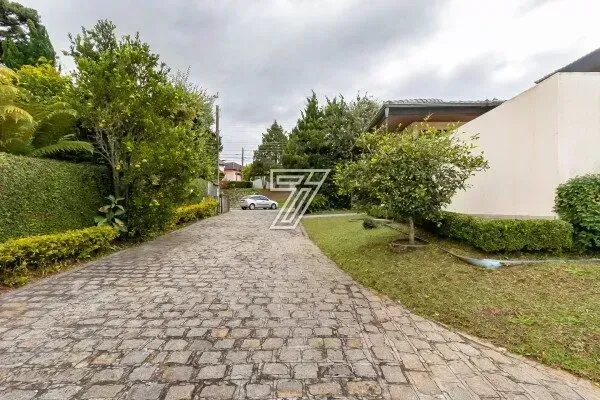 Furnished house with 3 bedrooms and 5 bathrooms — photo 40