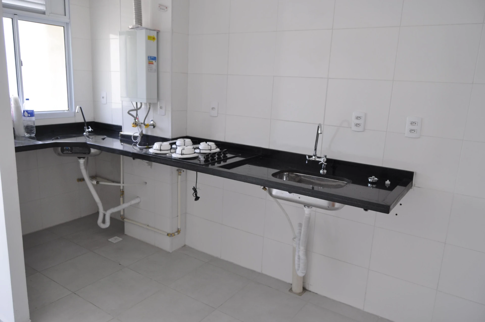 Mountain view in a 2-bedroom apartment, 42 m² — photo 2