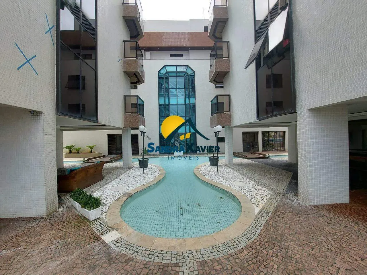 Apartment, 80 m², with a glass-enclosed balcony — photo 38