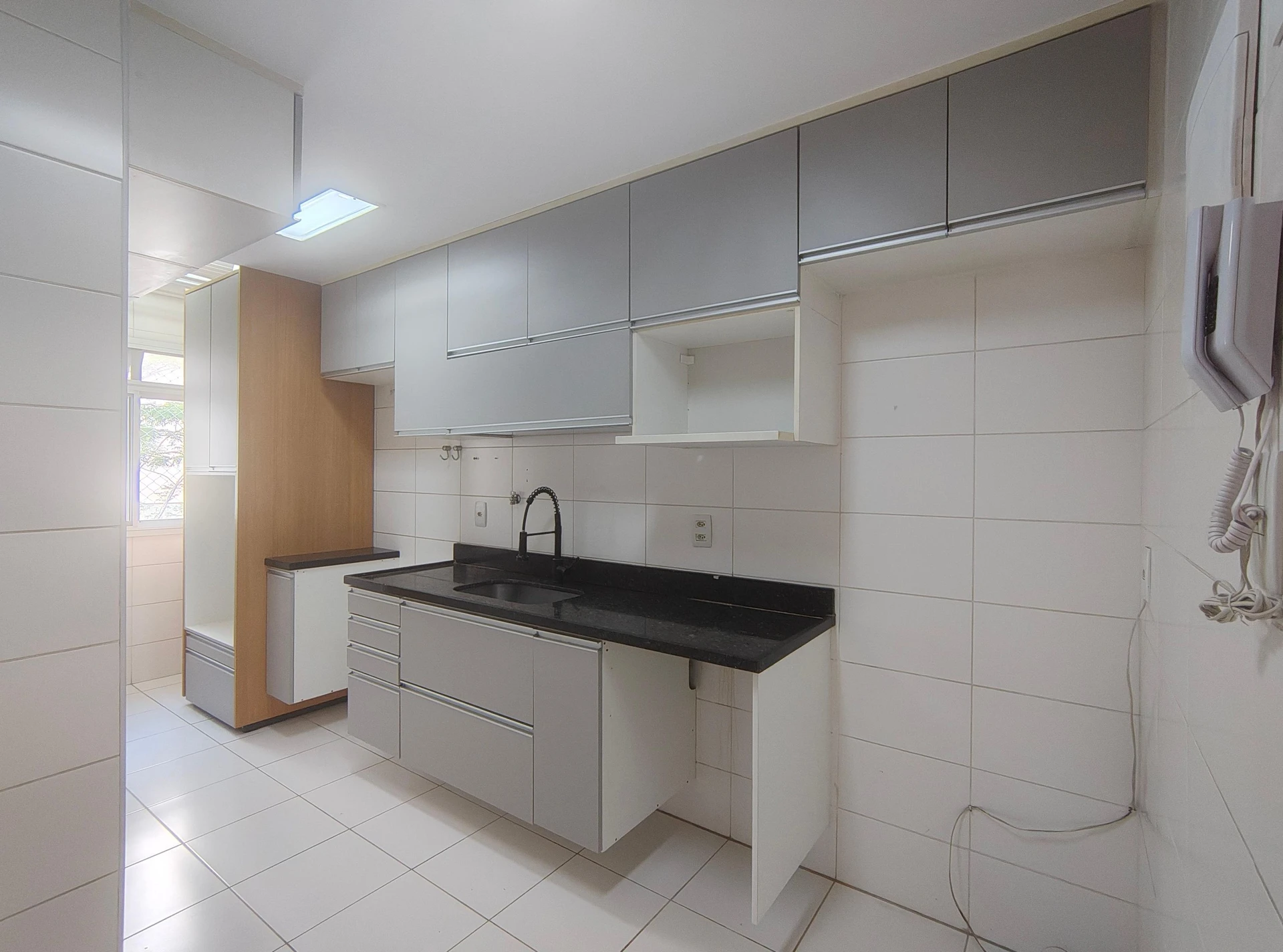 Rental apartment with 3 bedrooms and enclosed balcony — photo 39