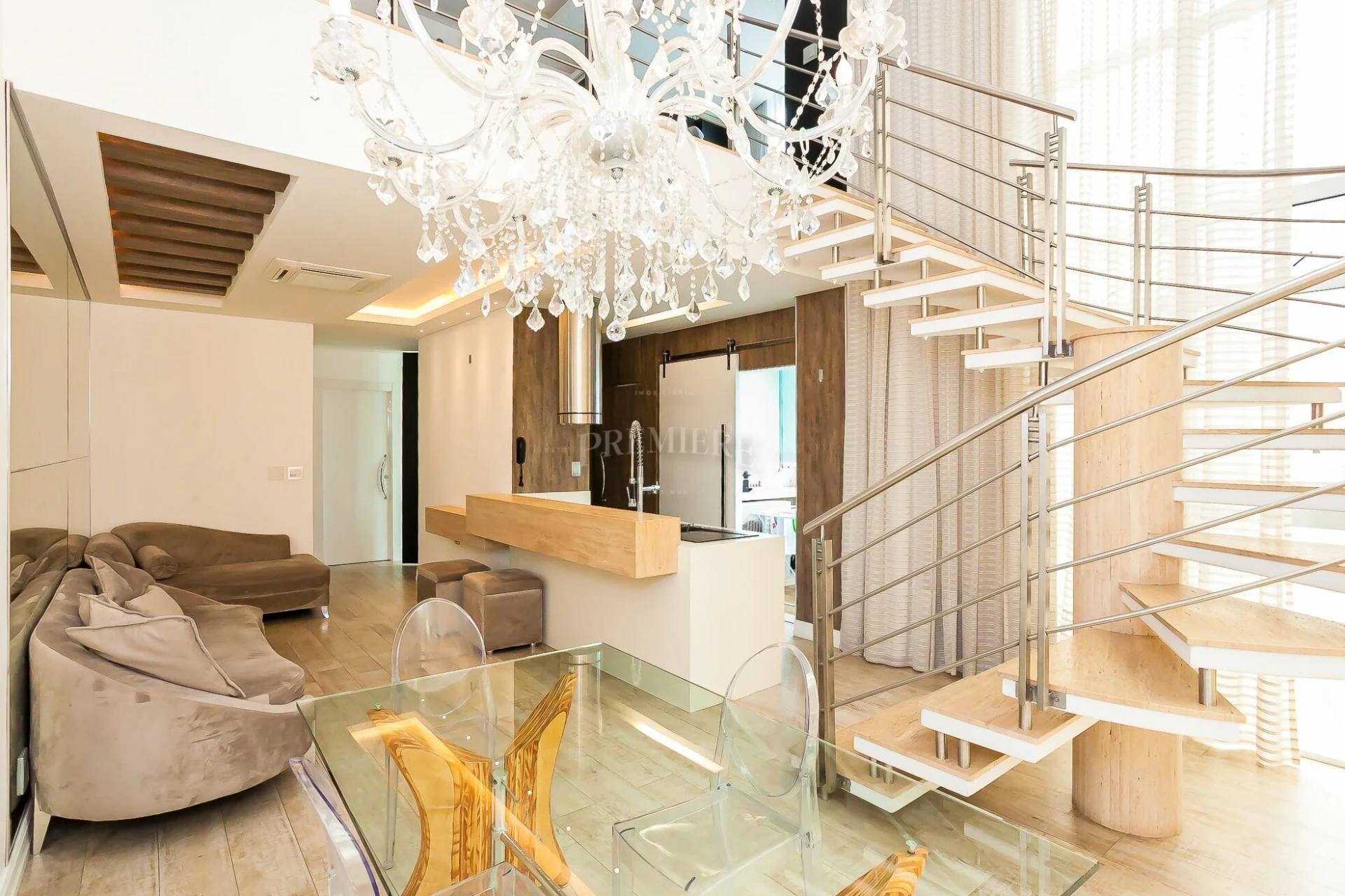 112 m² apartment with a bathtub and floor-to-ceiling windows — photo 28