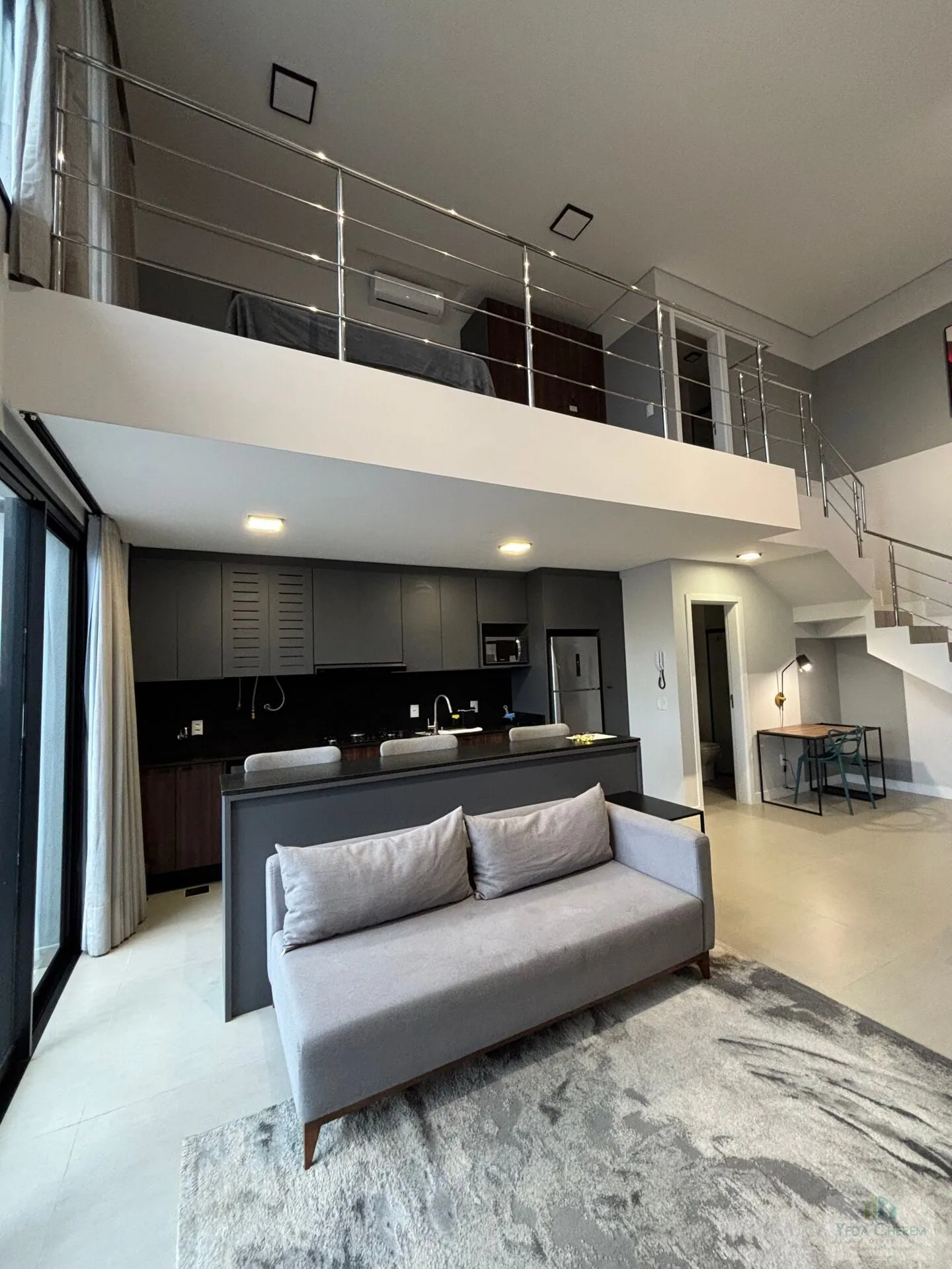 One-bedroom apartment with a home office — photo 3