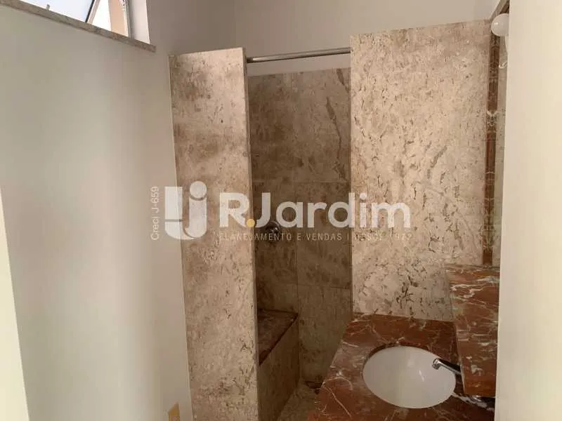 One-bedroom, 55 m² apartment in Rio de Janeiro — photo 17