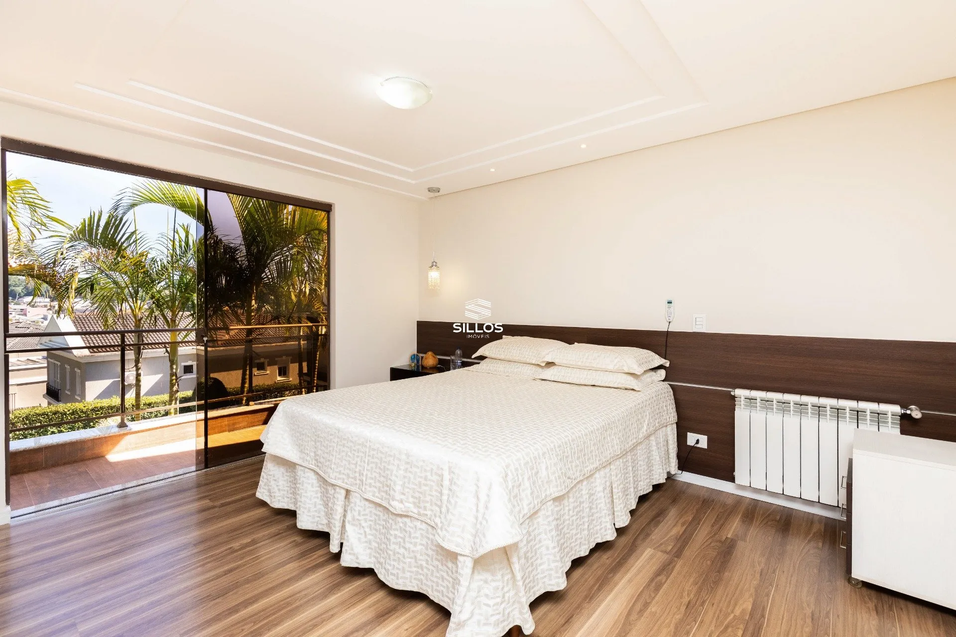 House with 4 bedrooms, 8 parking spaces in a condo — photo 44