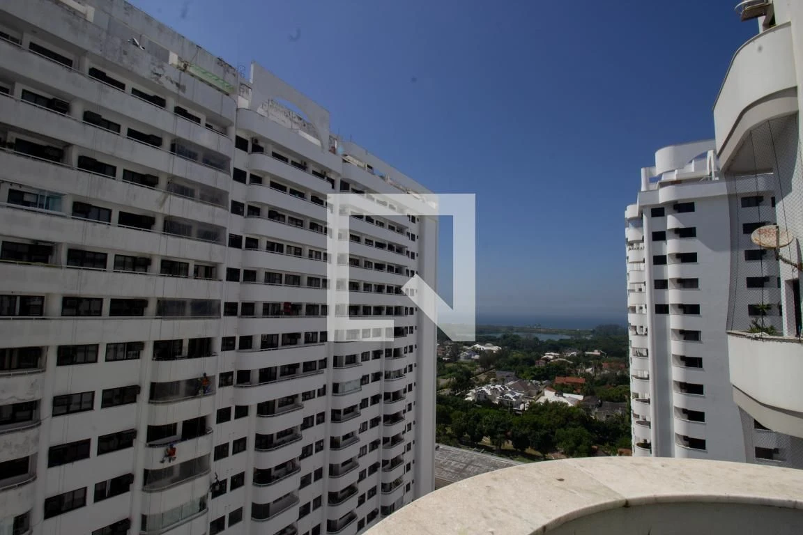 Water view in a 2-bedroom apartment, 75 m² — photo 16