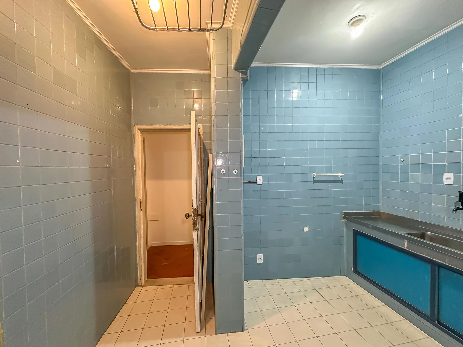 Mountain view in a 2-bedroom apartment, 76 m² — photo 5