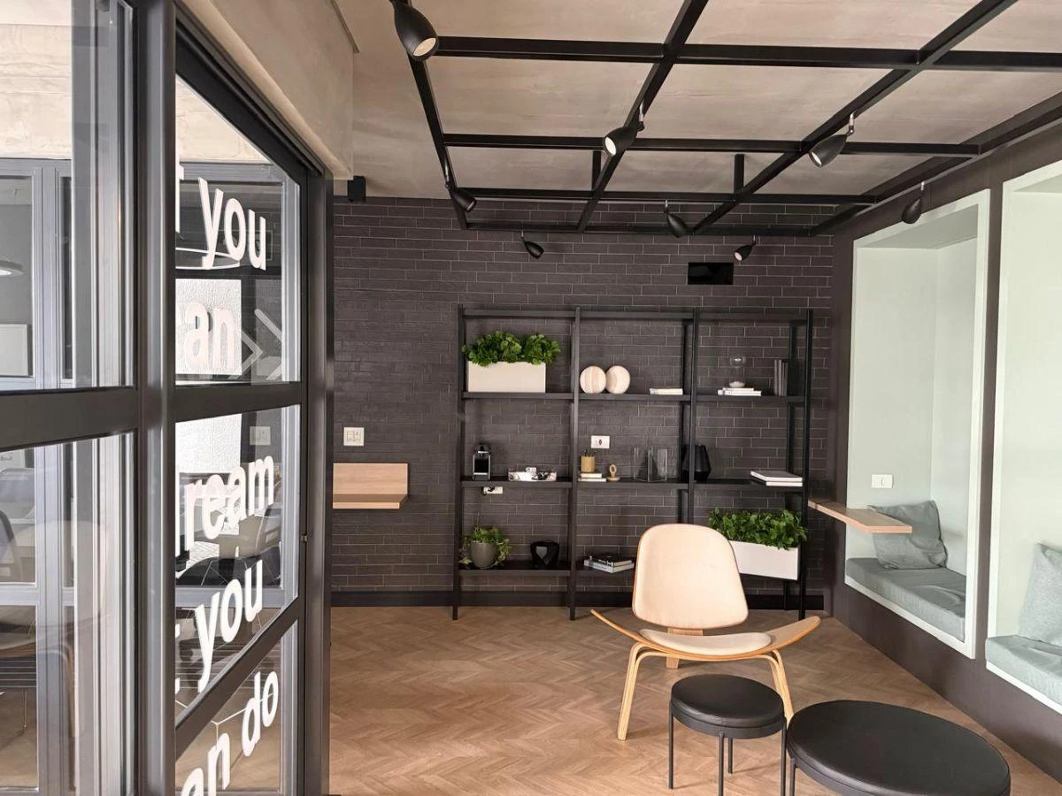 2-bedroom apartment with en-suite and 103 m², 2 parking — photo 37