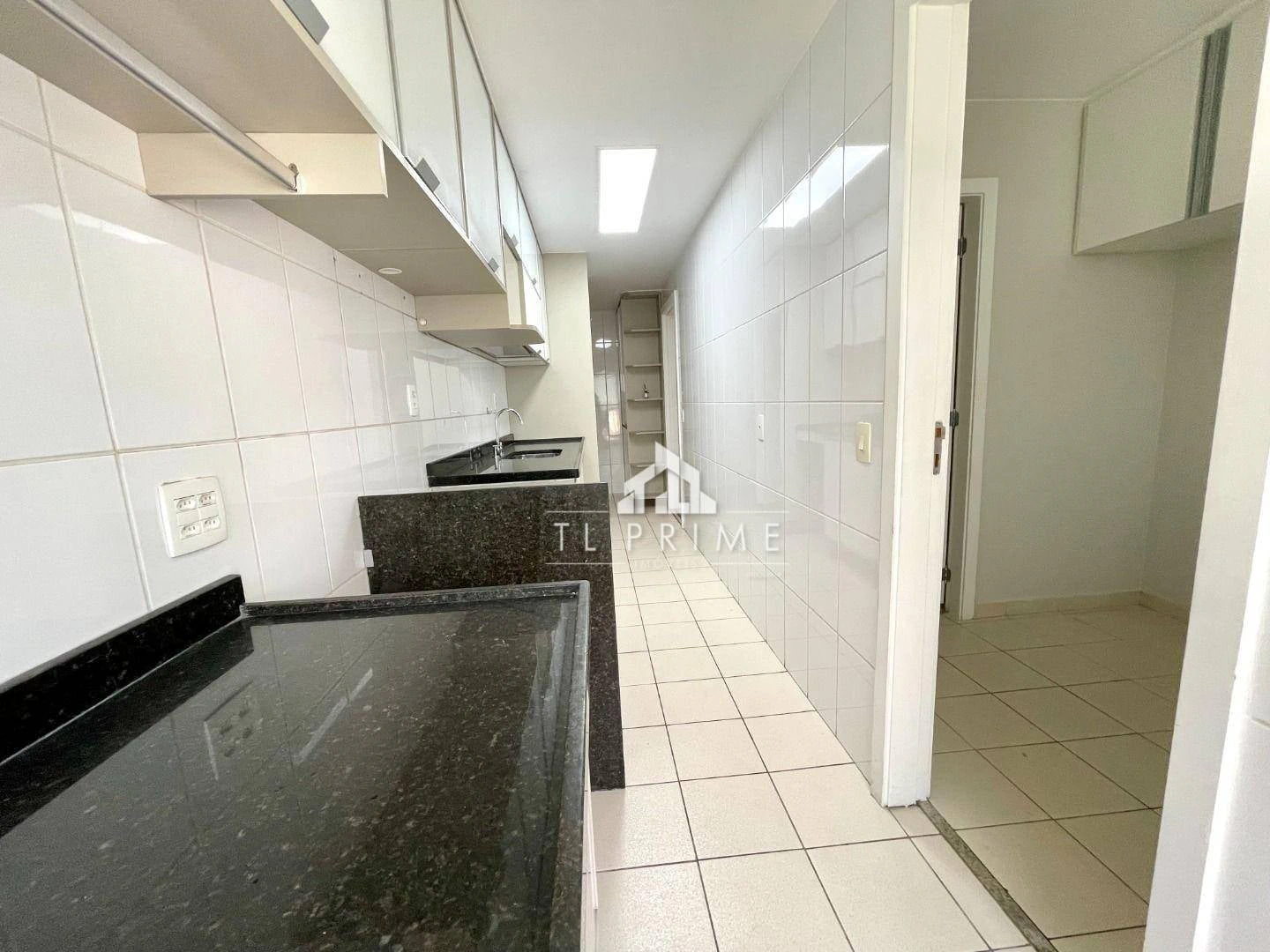 Furnished apartment, 99 m², with a private pool — photo 5