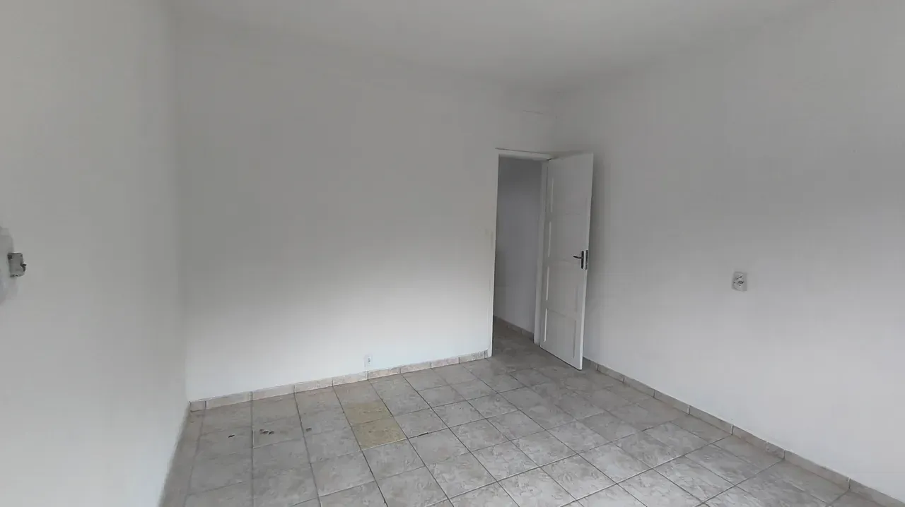 Apartment with no parking, 1 bedroom and 1 bathroom — photo 6