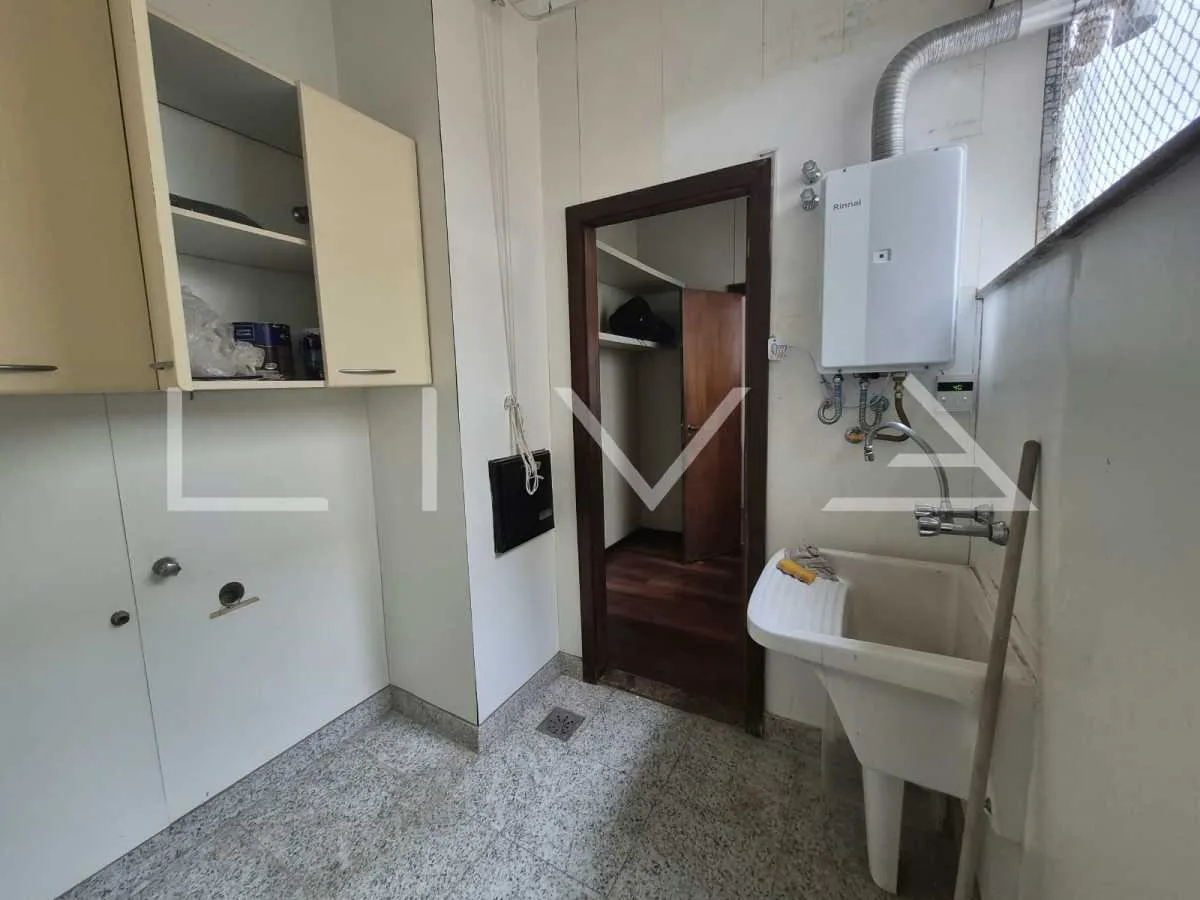 Furnished apartment, 167 m², with a bathtub — photo 24