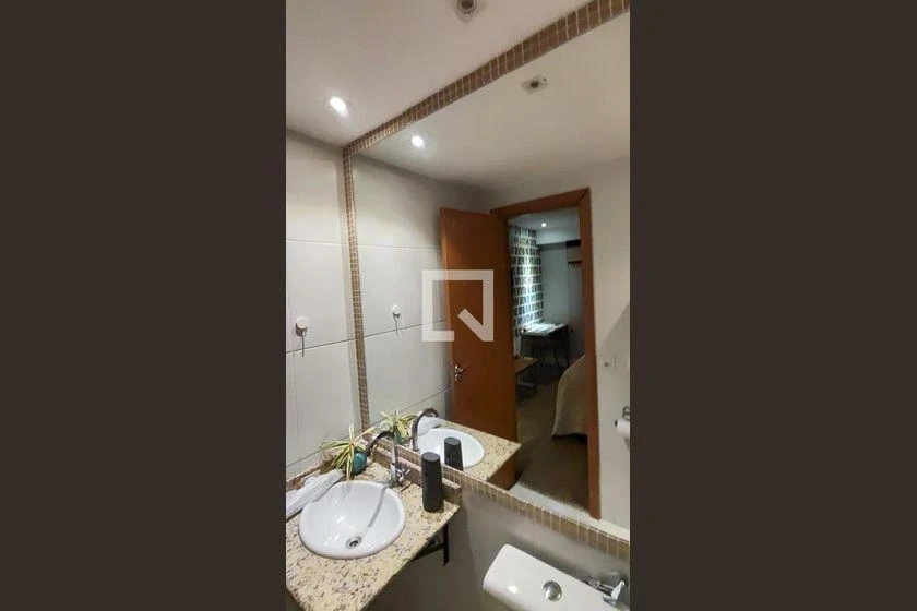 Rental apartment with 3 bedrooms and a glazed balcony — photo 41