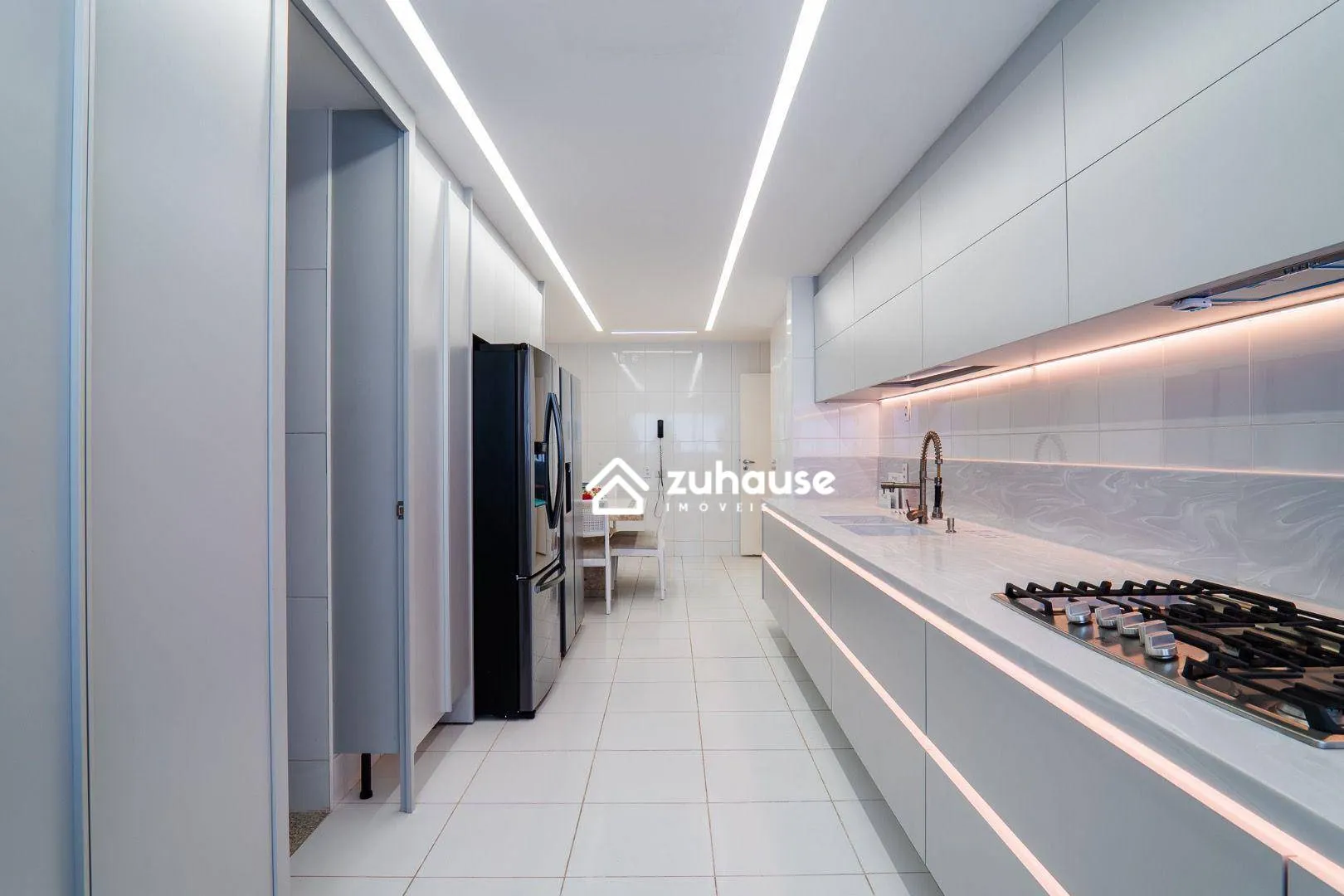 Penthouse with 4 suites and 600 m² in great condition — photo 27
