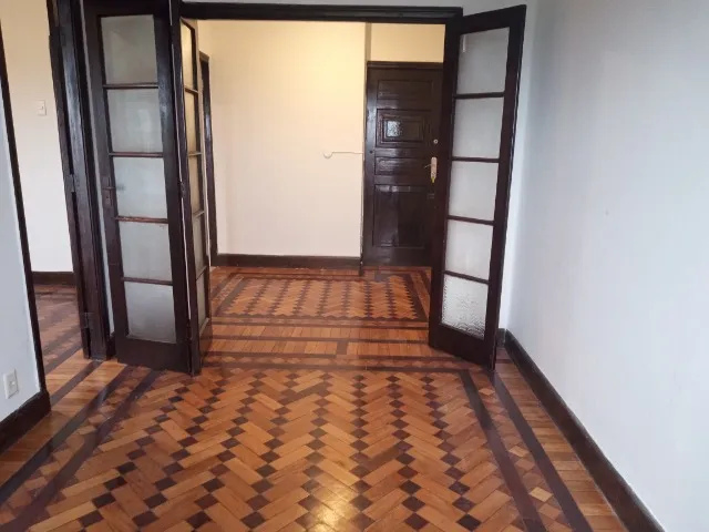 Unfurnished 1-bedroom apartment with separate kitchen — photo 3