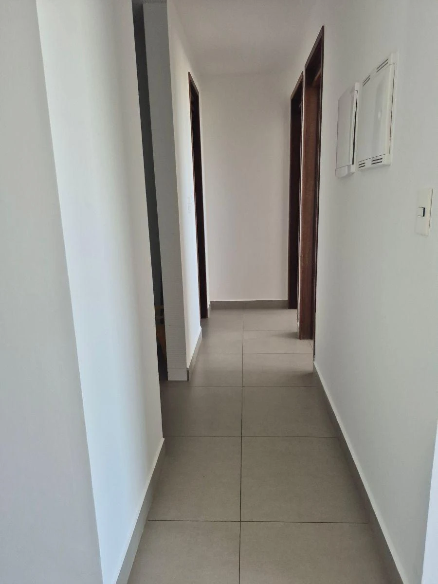 Робоче місце та 2 спальні: квартира 63 м² — photo 14