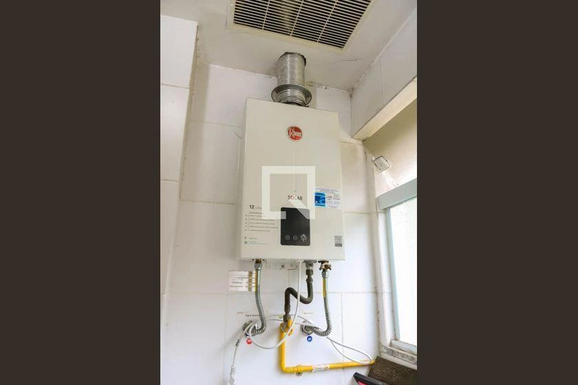 Apartamento mobiliado de 2 quartos em condomínio com piscina — photo 26