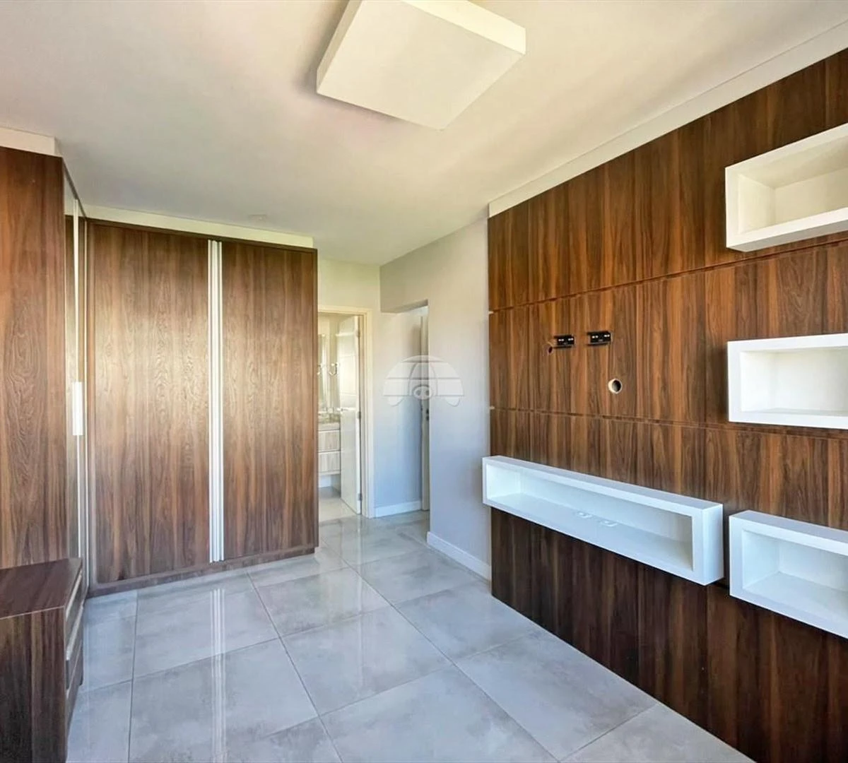 Home office in a 2-bedroom apartment, 71 m² — photo 4