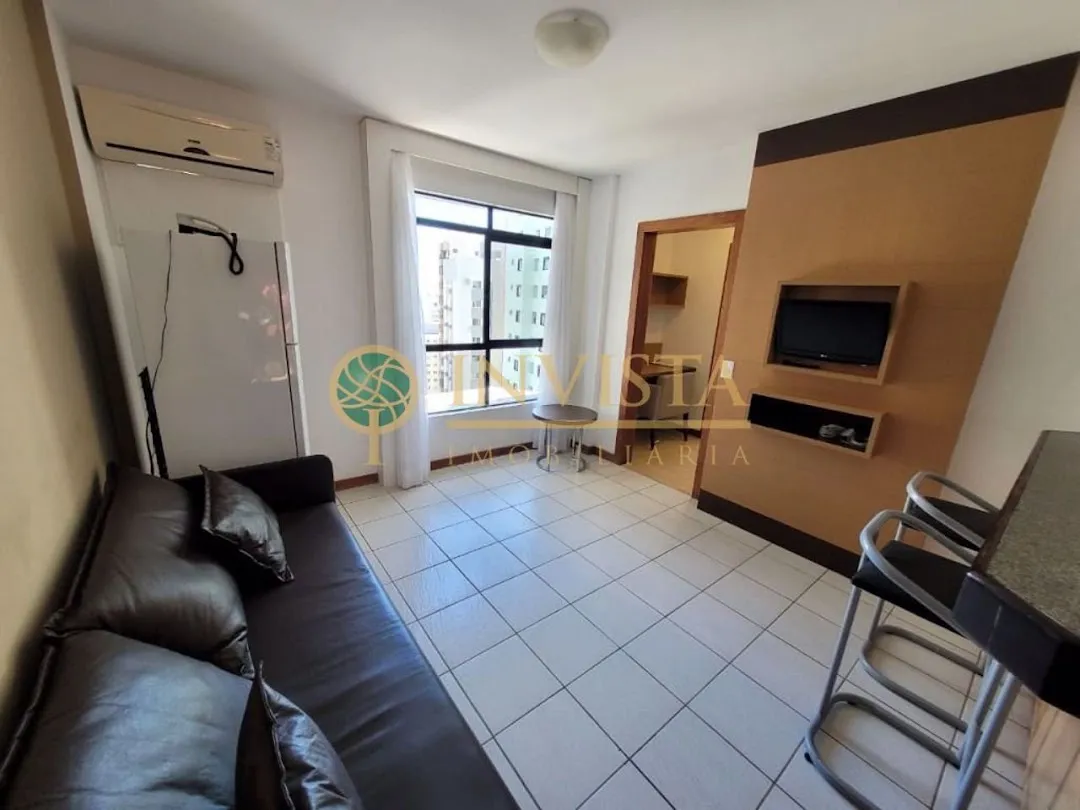 Home office in a one-bedroom apartment, 43 m²