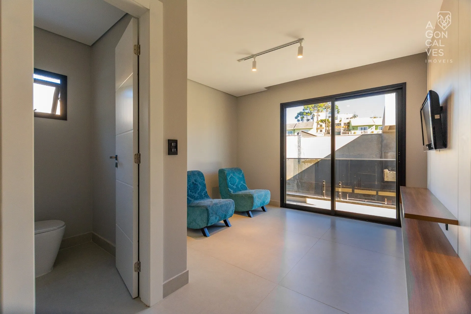 Casa em condomínio com 3 quartos e cozinha em plano aberto — photo 26