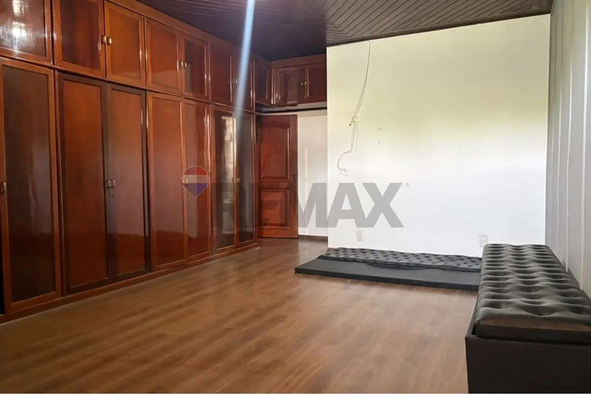 Casa de 4 quartos com banheira, Jardim Guanabara — photo 24