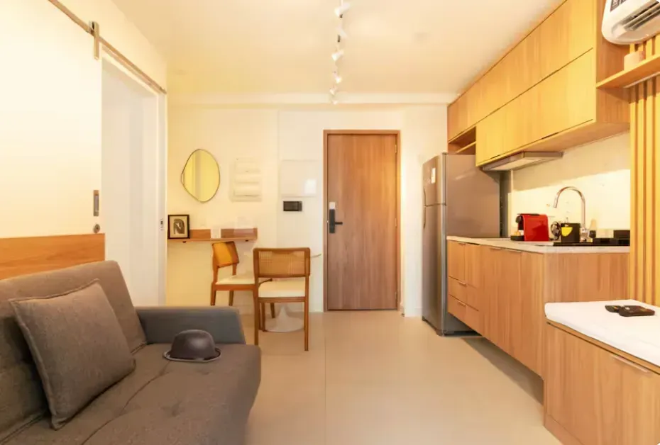 Apartamento mobiliado com cozinha integrada e varanda — photo 8