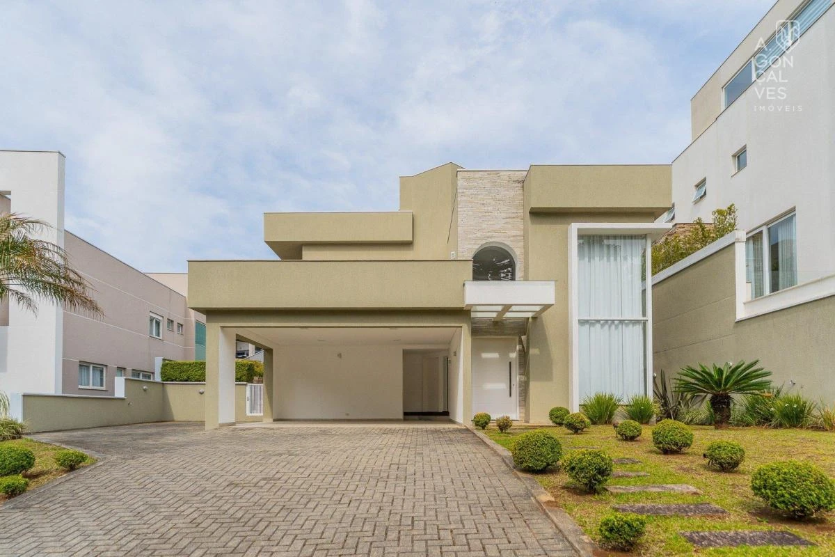 4-bedroom house with floor-to-ceiling windows in Curitiba — photo 16