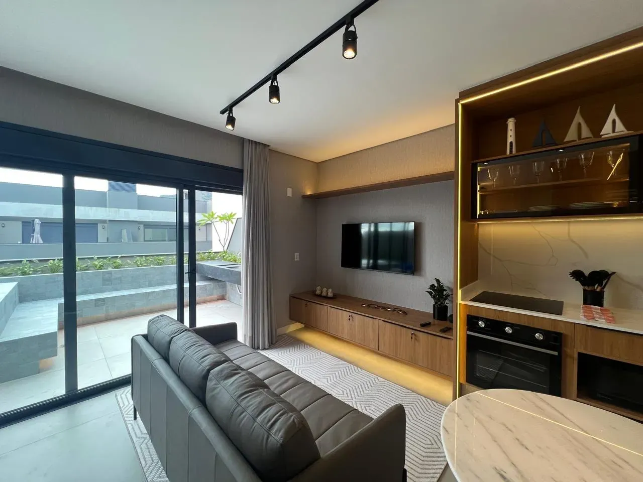 Furnished 61 m² apartment with 1 bedroom and terrace — photo 6