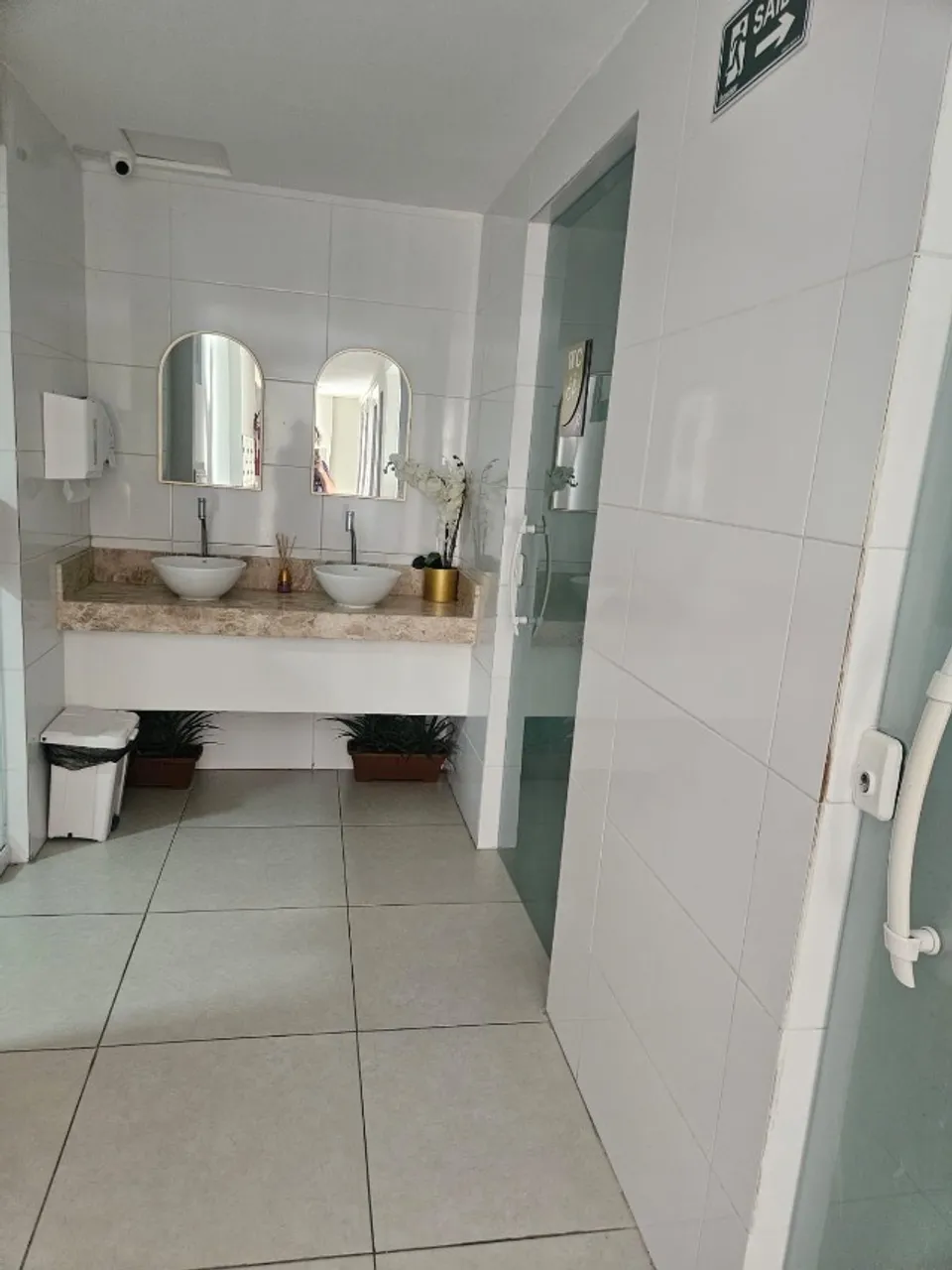 Квартира с кухней открытого плана и 3 спальнями — photo 27