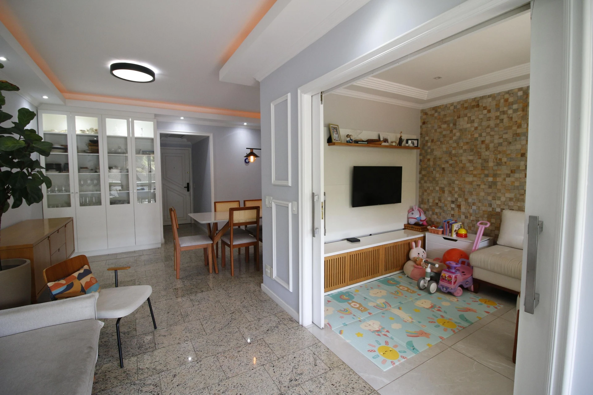 Apartamento mobiliado de 3 quartos com varanda gourmet — photo 2