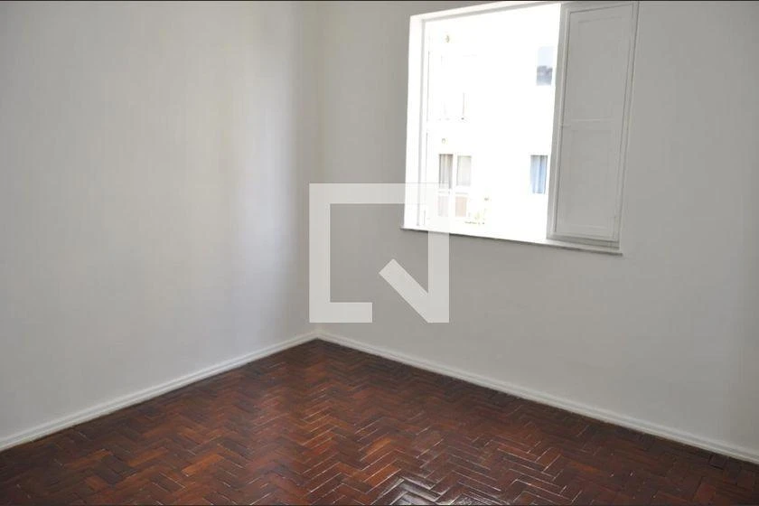 House, 85 m², with wood or laminate floors — photo 12
