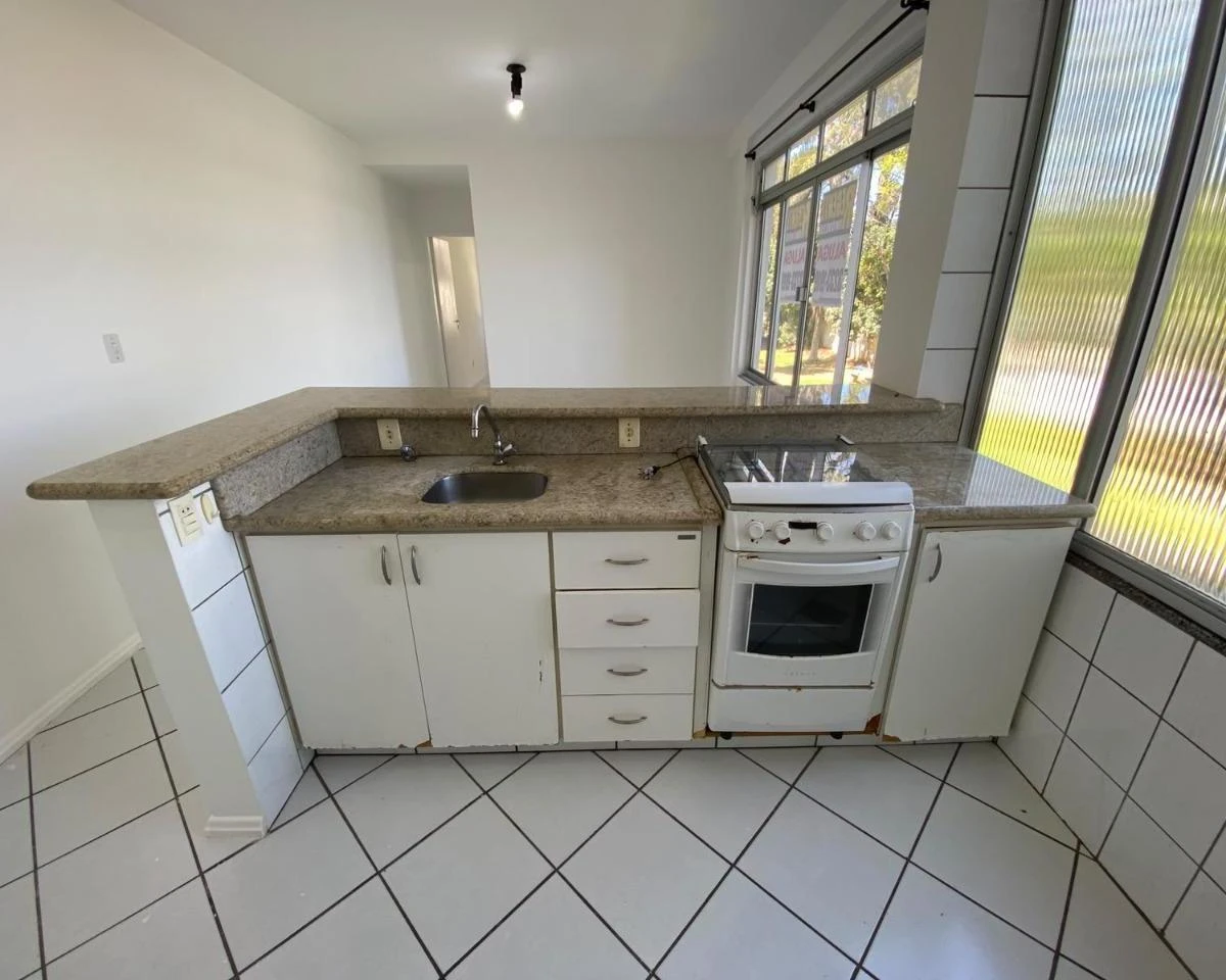 47 m² 1-bedroom apartment with open-plan gas kitchen — photo 7