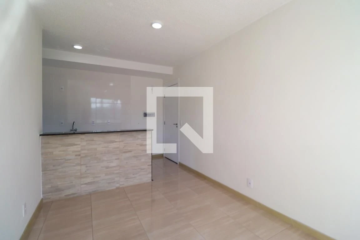 Apartamento sem mobília com 2 quartos e garagem — photo 24