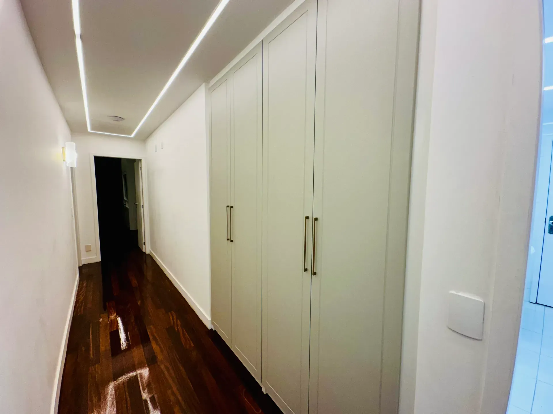 Мебльована дуплекс-квартира з 4 спальнями й 600 м² — photo 27