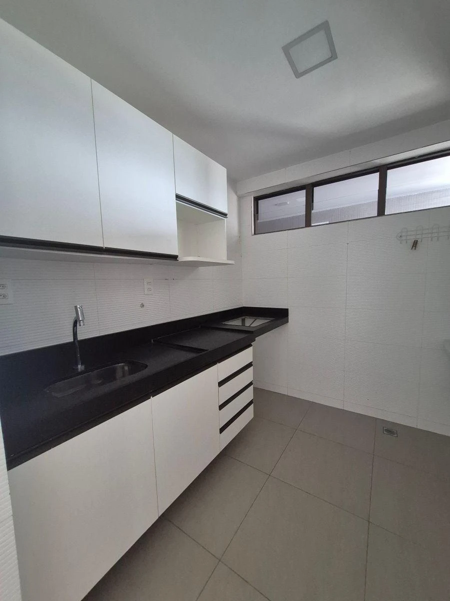 Робоче місце та 2 спальні: квартира 63 м² — photo 10