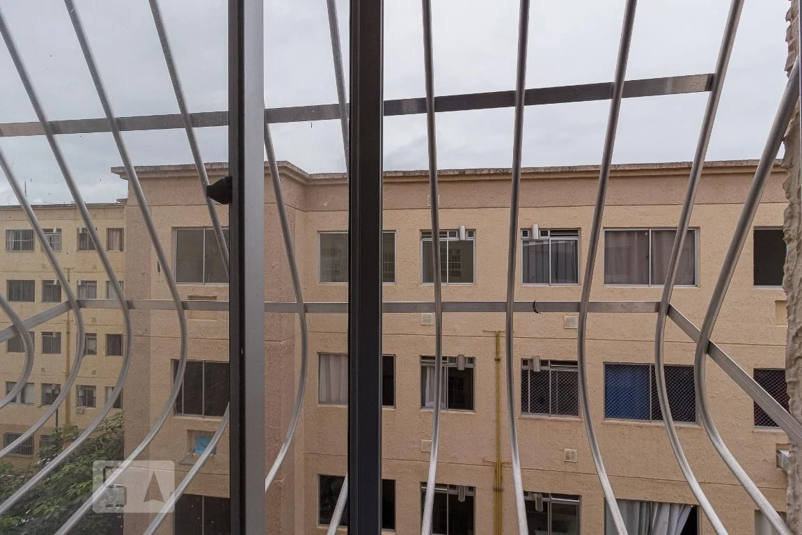Apartamento sem mobília com cozinha fechada e 2 quartos — photo 43