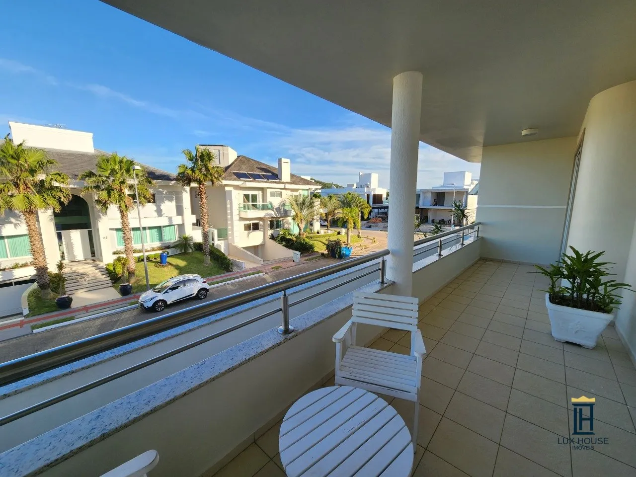 Casa amueblada con 6 dormitorios y 600 m² — photo 18