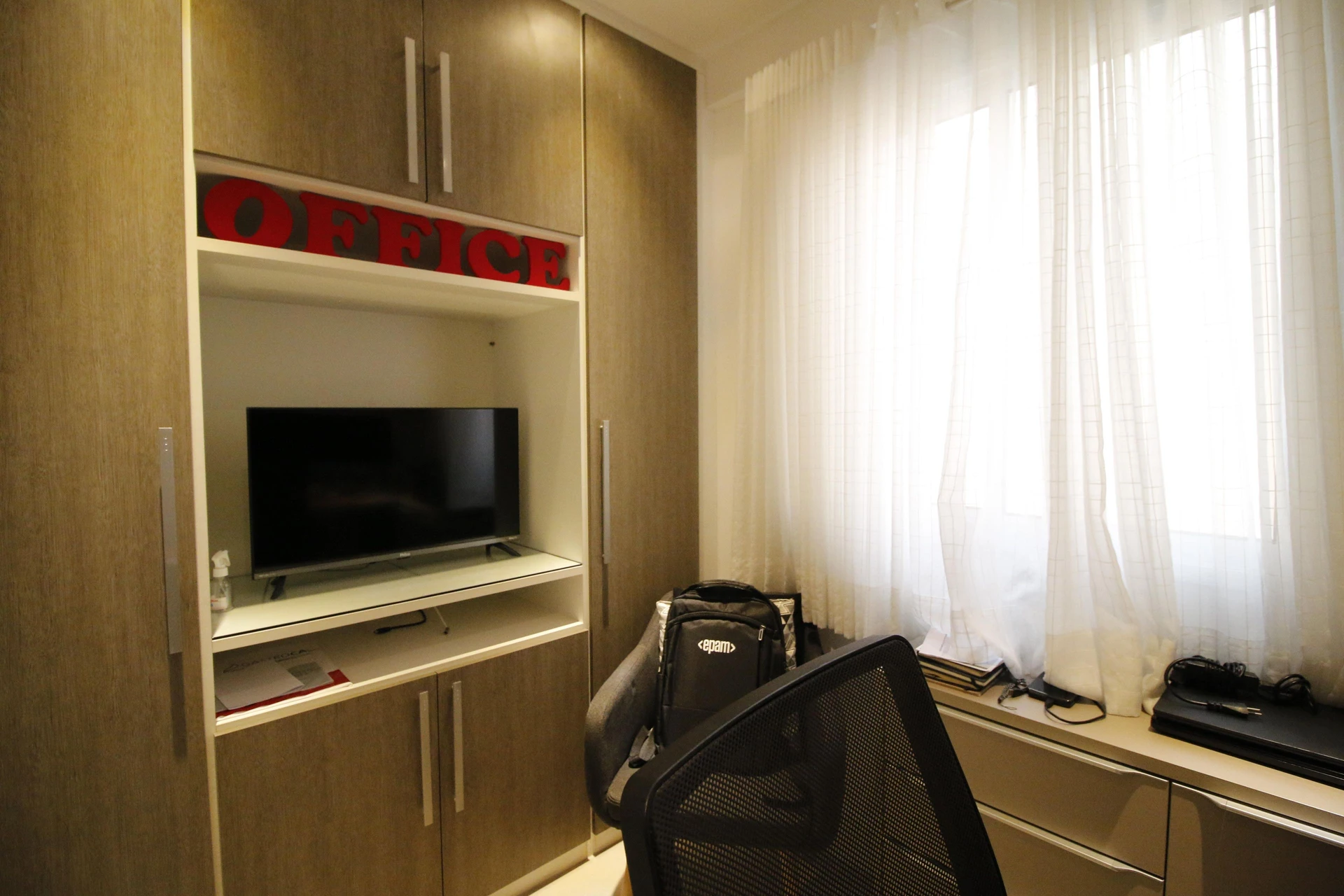 Furnished house, 230 m², with a glass-enclosed balcony — photo 24